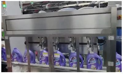 Full-Automatic Sterilizing Liquid Bottle High-Speed Four-Head Tracking Filling Screw Cap Machine